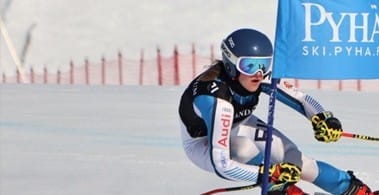 Ella_Perajarvi_nettitausta-1.jpg